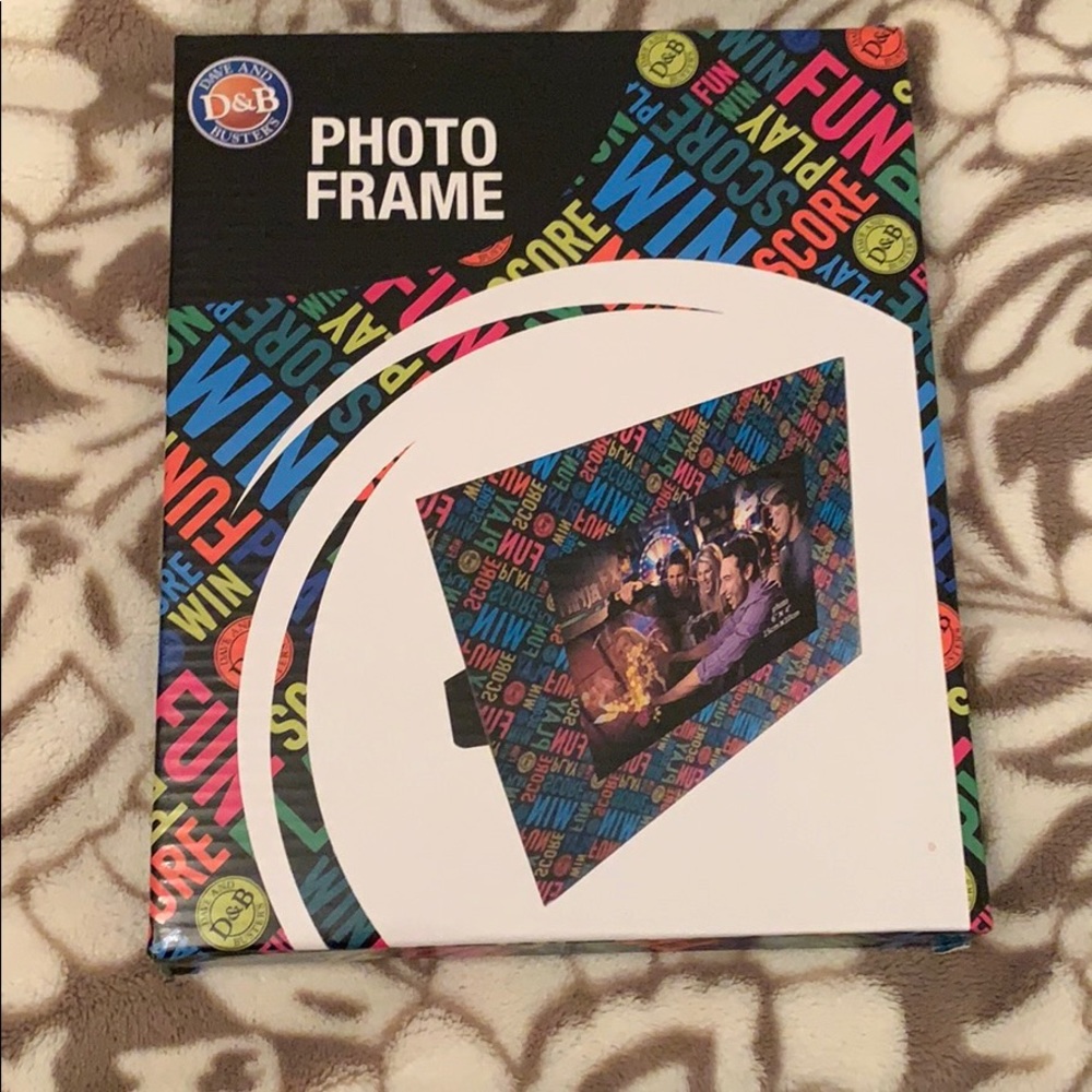 dave and busters photo frame